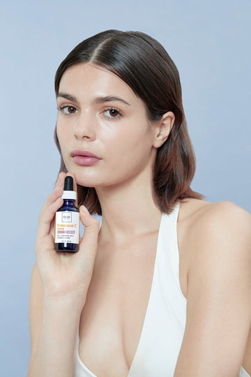 serum-vitamin-c-khong-dung-chung-voi-gi