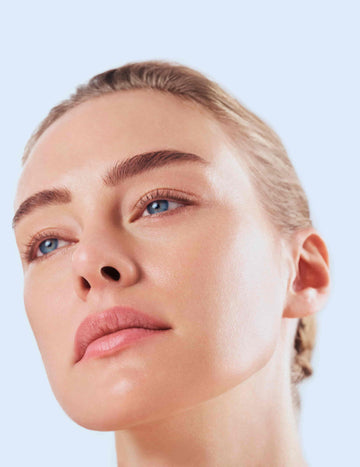 Gợi ý 4 kem dưỡng ẩm mùa đông được bác sĩ khuyên dùng